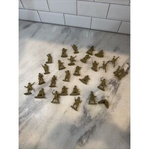 vintage timmee‎ plastic army men Lot Of 28